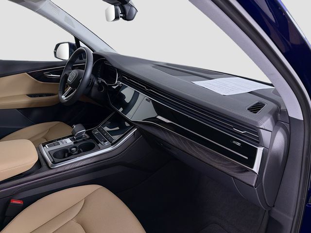 2023 Audi Q7 Premium Plus 55 TFSI quattro - 23019626 - 32