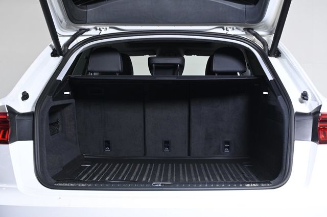 2023 Audi Q8 55 Premium - 23002259 - 20