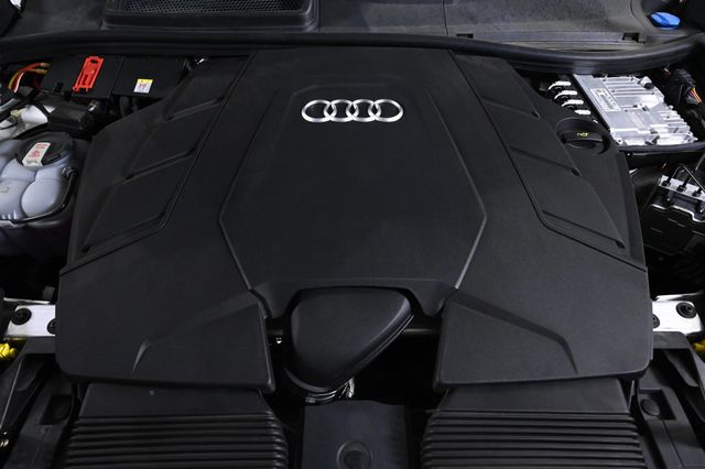 2023 Audi Q8 55 Premium - 23002259 - 21