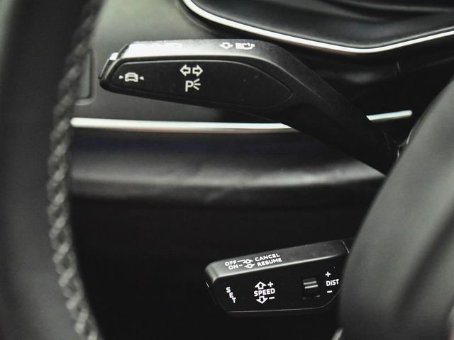 2023 Audi Q8 55 Premium - 23039580 - 22