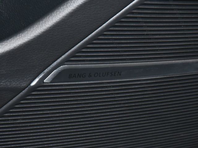 2023 Audi Q8 55 Premium Plus - 23028321 - 10