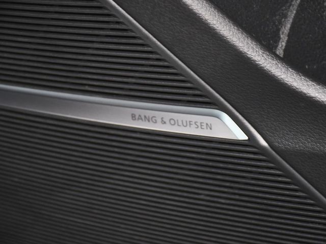 2023 Audi Q8 55 Premium Plus - 23037230 - 23