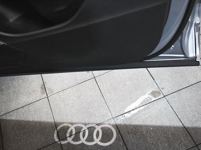 2023 Audi Q8 55 Premium Plus - 23037230 - 24