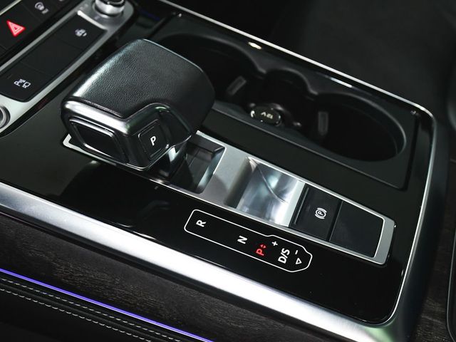 2023 Audi Q8 55 Premium Plus - 23037230 - 49