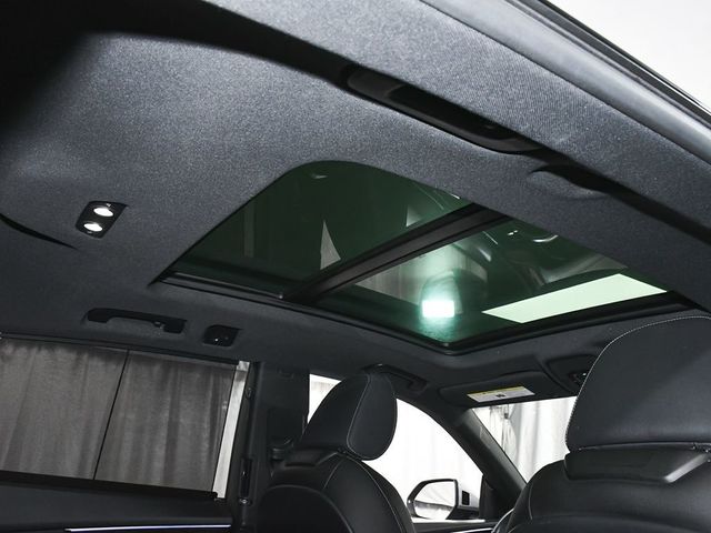 2023 Audi Q8 55 Premium Plus - 23037230 - 61