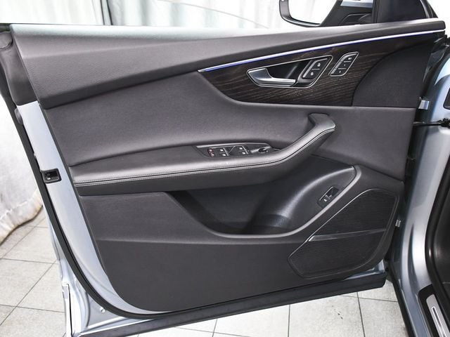 2023 Audi Q8 55 Premium Plus - 23037230 - 8