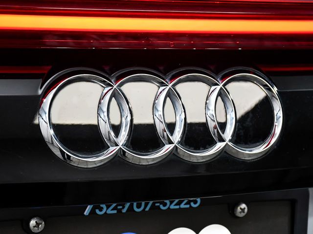 2023 Audi Q8 55 Premium Plus - 23037230 - 93