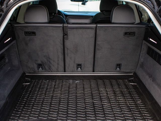 2023 Audi Q8 55 Premium Plus - 23076662 - 45