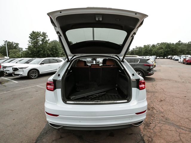 2023 Audi Q8 Premium - 23076515 - 47