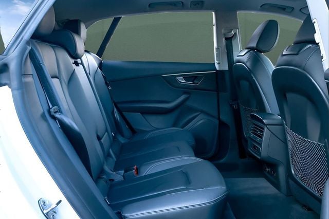 2023 Audi Q8 Premium 55 TFSI quattro - 23005004 - 12