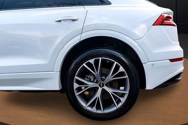 2023 Audi Q8 Premium 55 TFSI quattro - 23005004 - 31