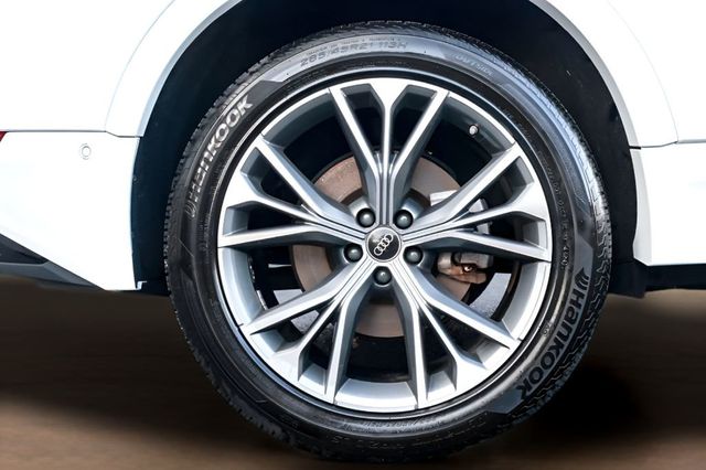 2023 Audi Q8 Premium 55 TFSI quattro - 23005004 - 37