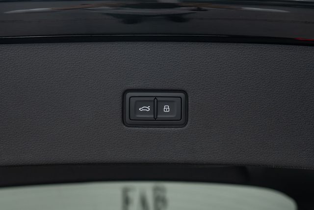 2023 Audi Q8 Premium 55 TFSI quattro - 22400215 - 34