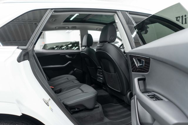 2023 Audi Q8 Premium 55 TFSI quattro - 23091215 - 12