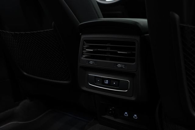 2023 Audi Q8 Premium 55 TFSI quattro - 23091215 - 31