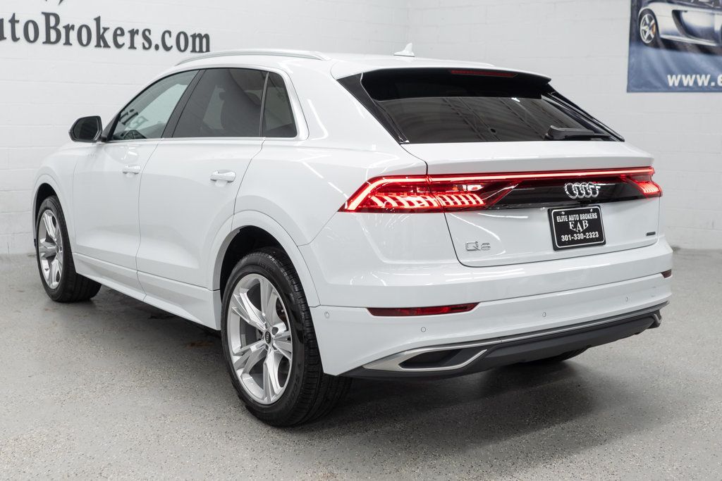 Audi Q8 photo 6