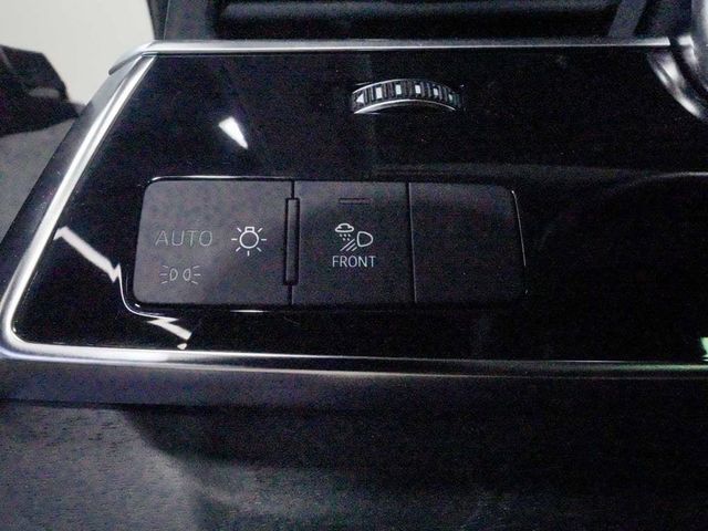 2023 Audi Q8 Premium Plus - 23077316 - 21