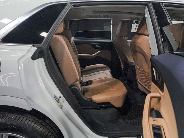 2023 Audi Q8 Premium Plus - 23077316 - 33