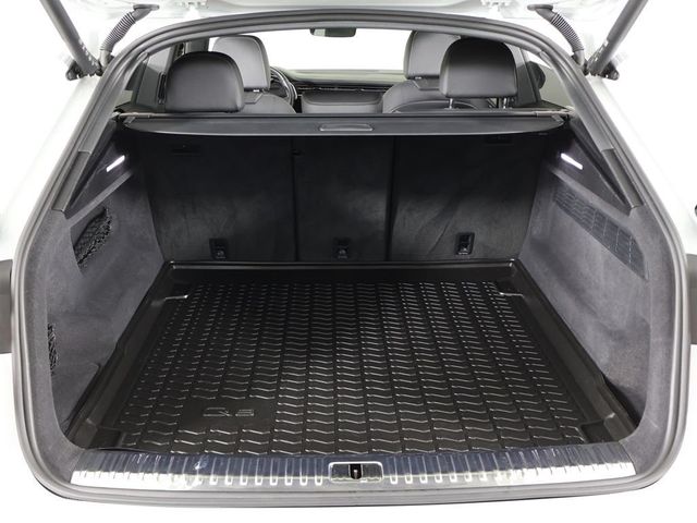2023 Audi Q8 Premium Plus 55 TFSI quattro - 23025431 - 17