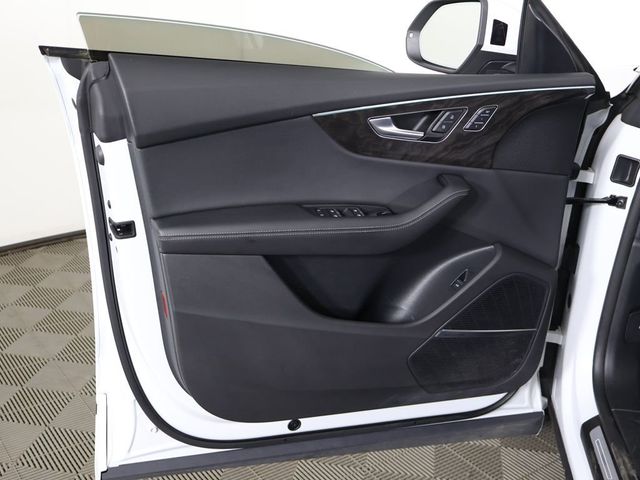 2023 Audi Q8 Premium Plus 55 TFSI quattro - 23025431 - 21