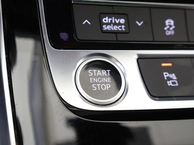 2023 Audi Q8 Premium Plus 55 TFSI quattro - 23025431 - 39