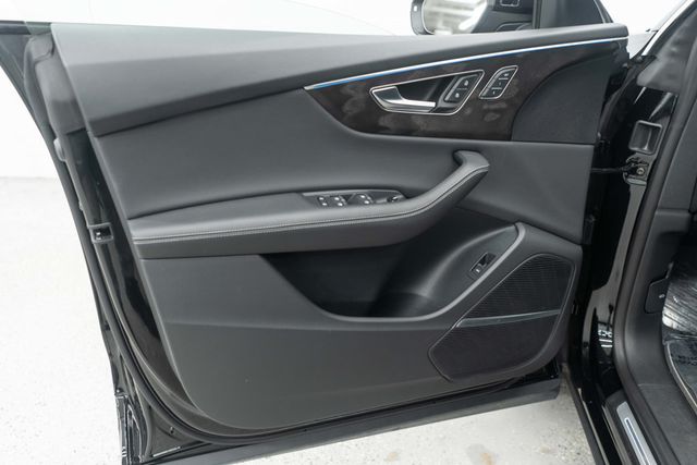 2023 Audi Q8 Premium Plus 55 TFSI quattro - 22970765 - 15