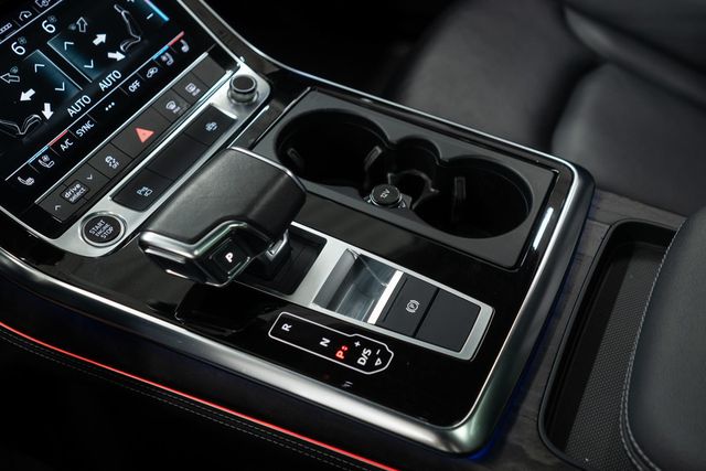 2023 Audi Q8 Premium Plus 55 TFSI quattro - 23065739 - 32