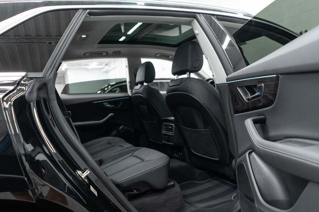 2023 Audi Q8 Premium Plus 55 TFSI quattro - 23074960 - 11