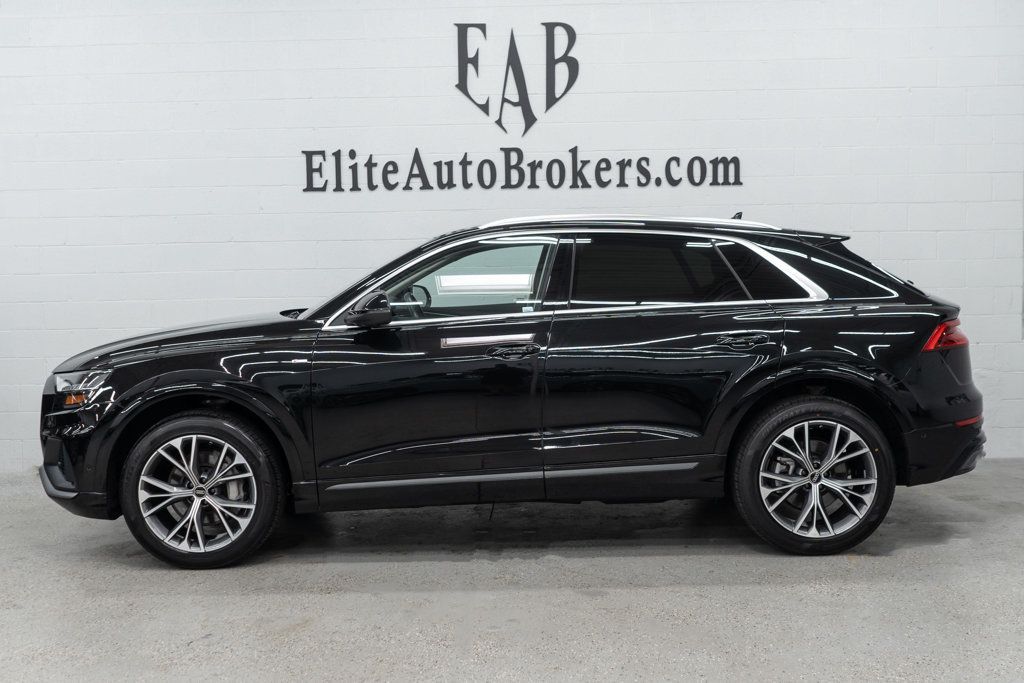 Audi Q8 photo 2
