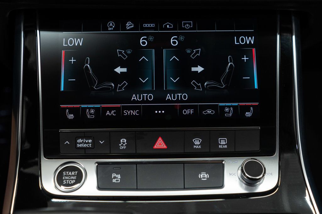 Audi Q8 photo 25