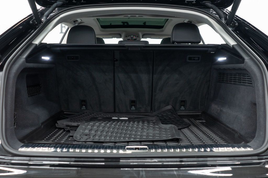 Audi Q8 photo 34