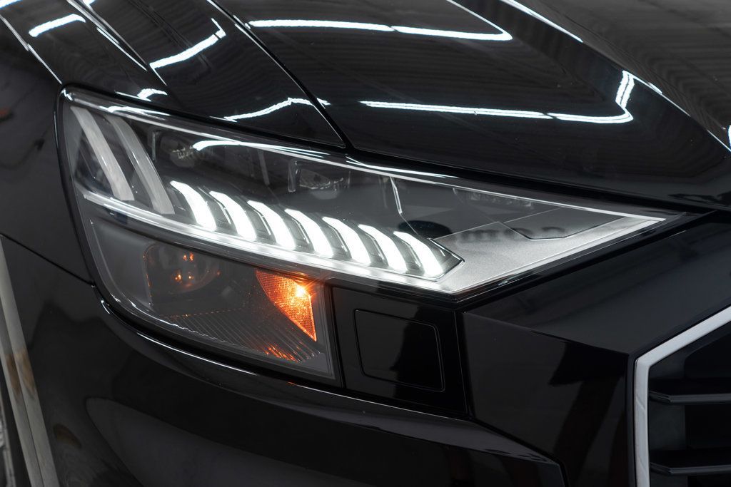 Audi Q8 photo 46