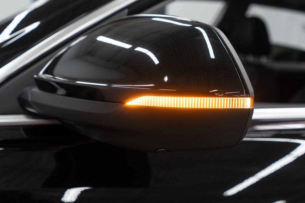 Audi Q8 photo 53