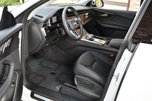 2023 Audi Q8 Premium Plus 55 TFSI quattro W/Executive Package - 22953928 - 39
