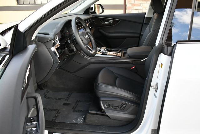 2023 Audi Q8 Premium Plus 55 TFSI quattro W/Executive Package - 22953928 - 41