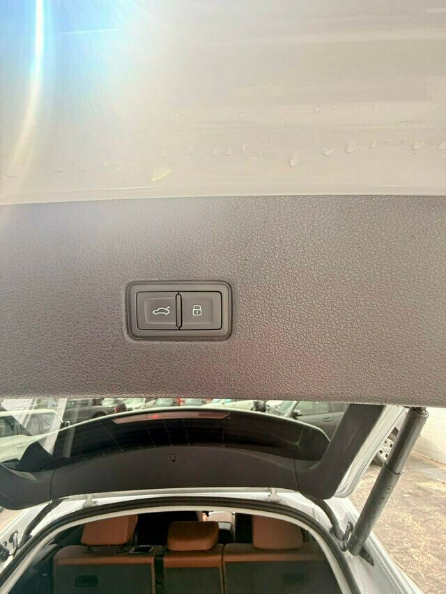 2023 Audi Q8 Premium Plus/Executive Pkg/Heated&Cooled Seats/S-Line Plus Pkg - 22890648 - 15