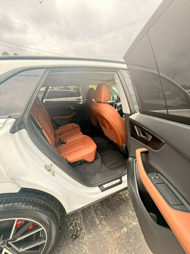 2023 Audi Q8 Premium Plus/Executive Pkg/Heated&Cooled Seats/S-Line Plus Pkg - 22890648 - 16