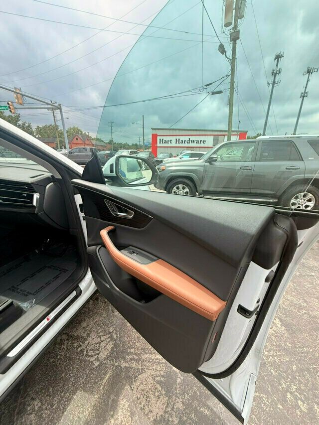 2023 Audi Q8 Premium Plus/Executive Pkg/Heated&Cooled Seats/S-Line Plus Pkg - 22890648 - 21