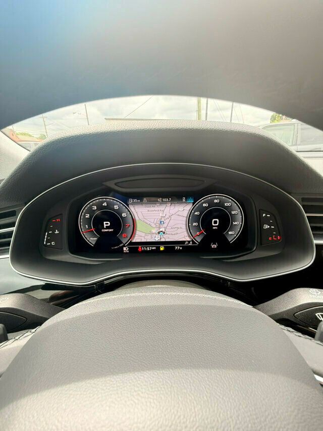 2023 Audi Q8 Premium Plus/Executive Pkg/Heated&Cooled Seats/S-Line Plus Pkg - 22890648 - 25