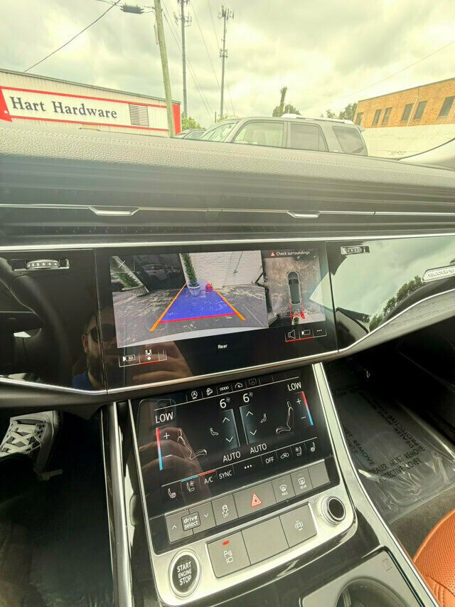 2023 Audi Q8 Premium Plus/Executive Pkg/Heated&Cooled Seats/S-Line Plus Pkg - 22890648 - 27