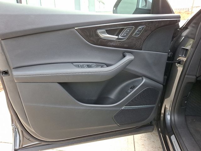 2023 Audi Q8 Prestige 55 TFSI quattro - 22962112 - 12