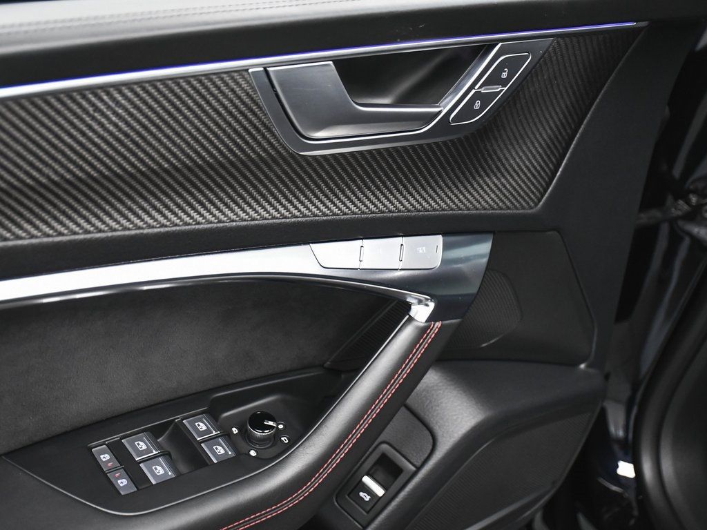 2023 Audi RS 7 Performance photo 10