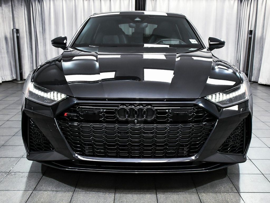 2023 Audi RS 7 Performance photo 2