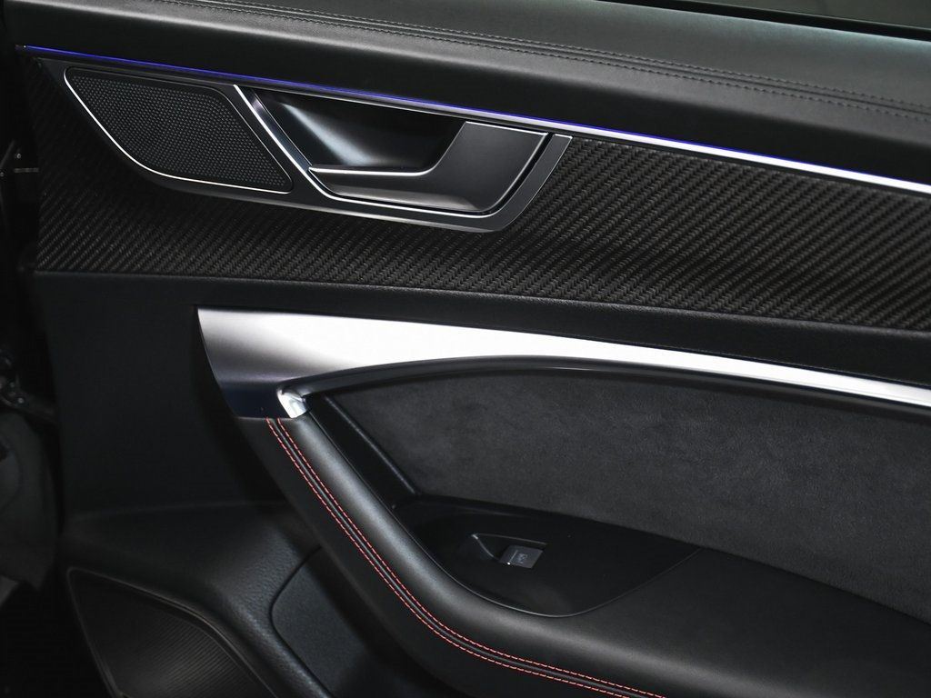 2023 Audi RS 7 Performance photo 19