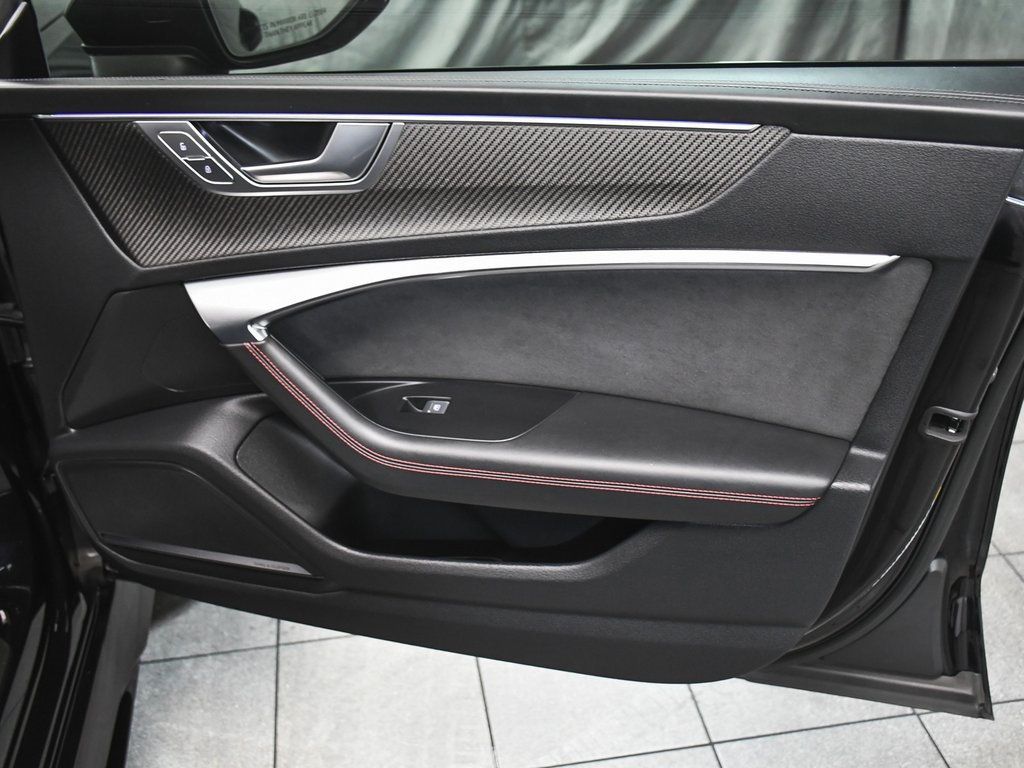2023 Audi RS 7 Performance photo 22