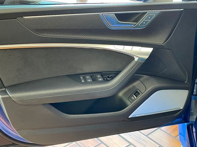 2023 Audi RS 7 4.0 TFSI quattro - 23025899 - 22