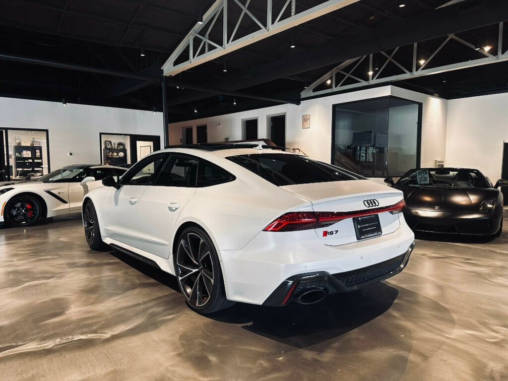2023 Audi RS 7 DynamicPkg/CarbonOptic/B&O AdvancedSound/RS DesignPkg/SoftClose - 23060137 - 2