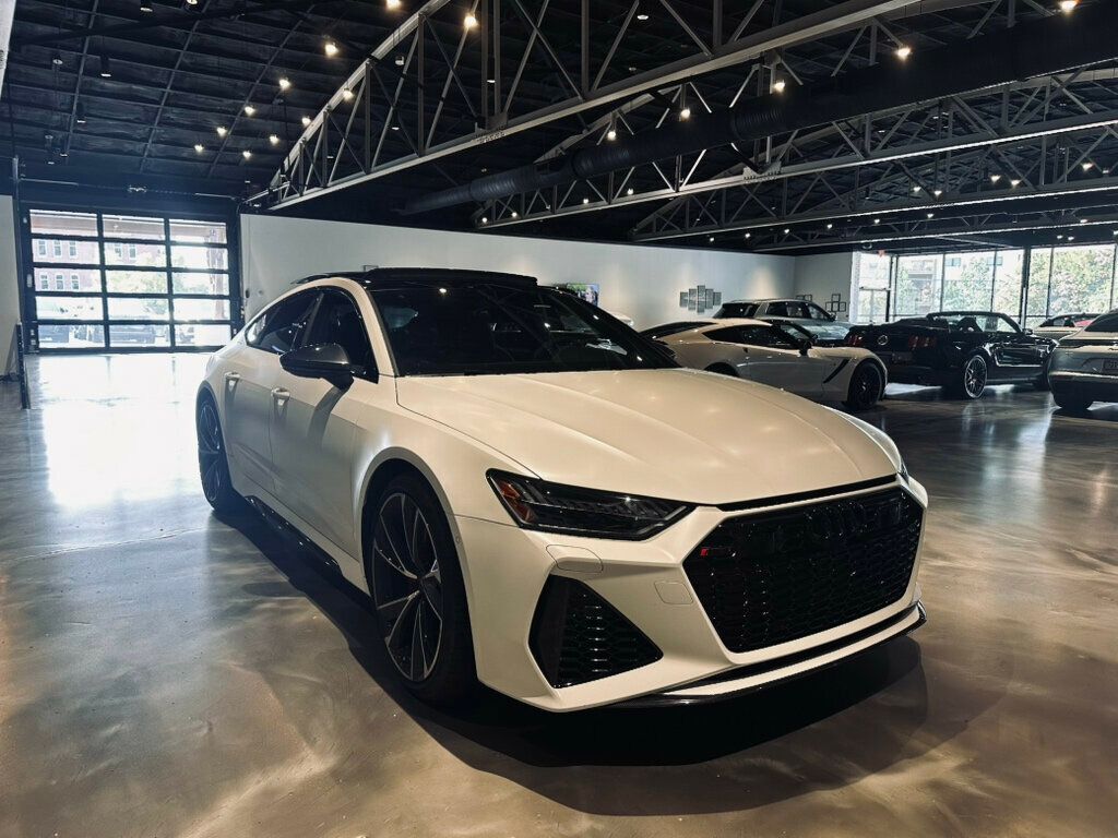 2023 Audi RS 7 DynamicPkg/CarbonOptic/B&O AdvancedSound/RS DesignPkg/SoftClose - 23060137 - 6