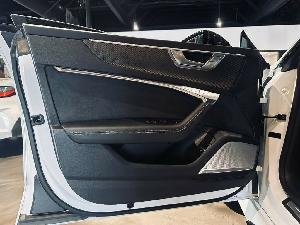 2023 Audi RS 7 DynamicPkg/CarbonOptic/B&O AdvancedSound/RS DesignPkg/SoftClose - 23060137 - 8
