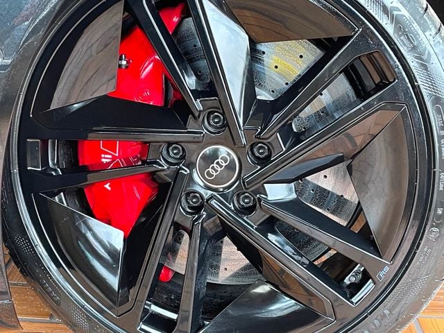 2023 AUDI RS E-TRON GT - Image 17